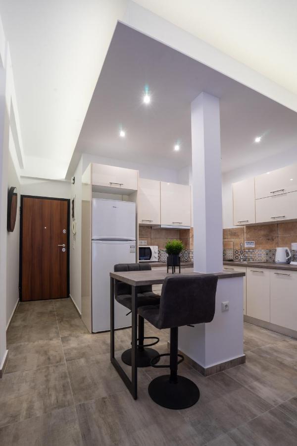 Black Pearl Apt In Koukaki Athen Exterior foto